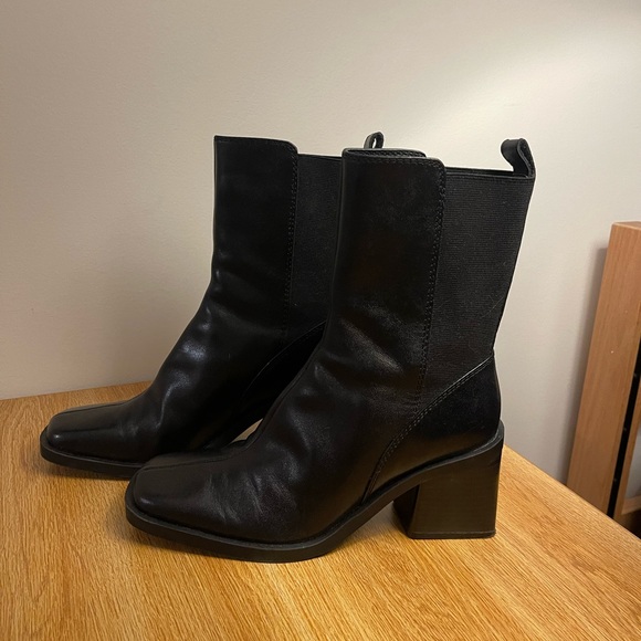 Zara black leather boots - Picture 2 of 5
